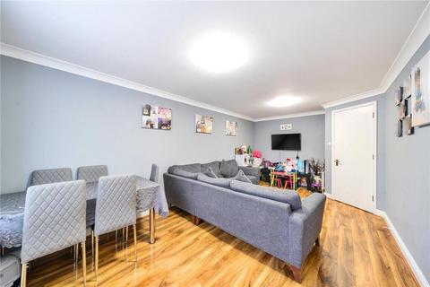2 bedroom flat for sale, Priory Field Drive, Sandringham Court Priory Field Drive, HA8