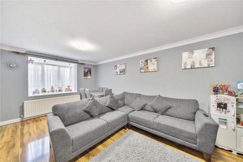 2 bedroom flat for sale, Priory Field Drive, Sandringham Court Priory Field Drive, HA8