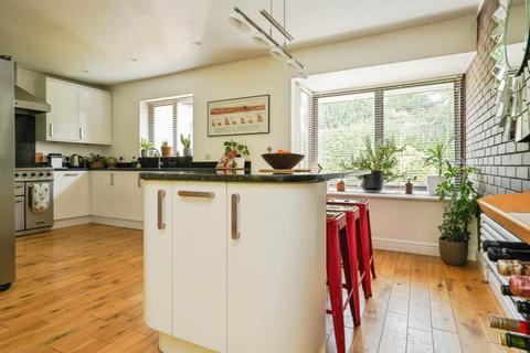 1 Silverthorn Close, Cheltenham, GL53 0JF