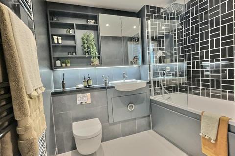 1 bedroom apartment for sale, Southlake Road, London, SE28