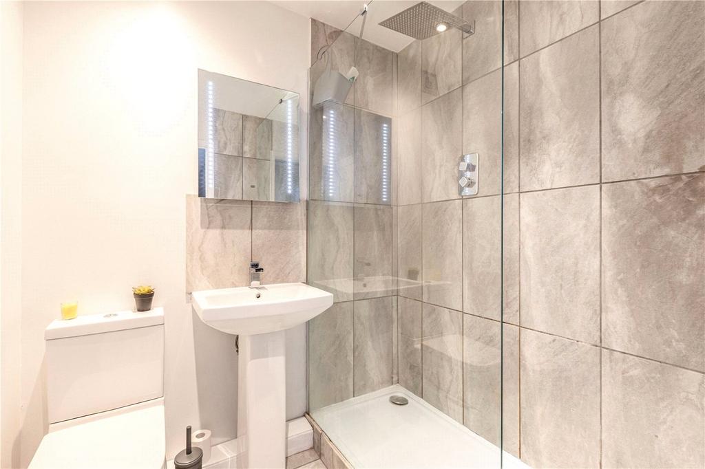 Main Bathroom