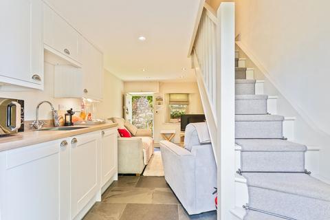 1 bedroom terraced house for sale, Llangattock, Crickhowell, NP8