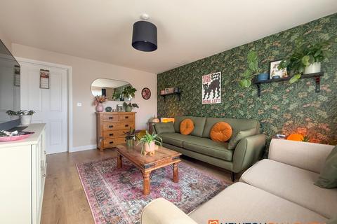 undefined, Phoenix Lane, 6 NG24