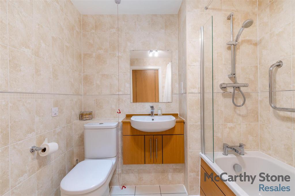 8658862-interior16.jpg