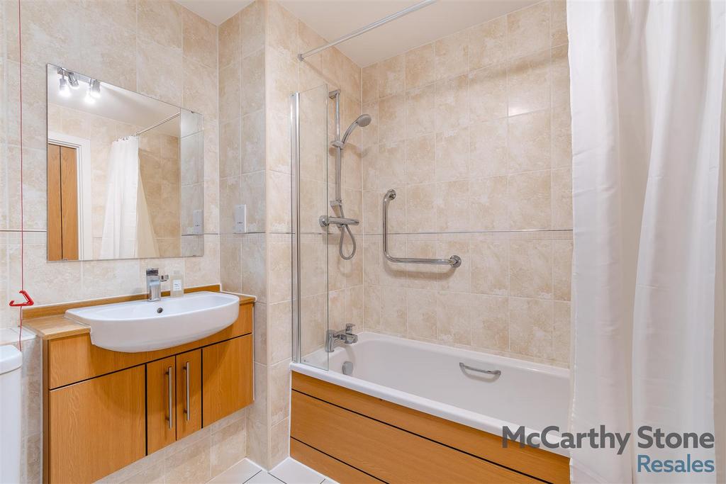 8658862-interior17.jpg