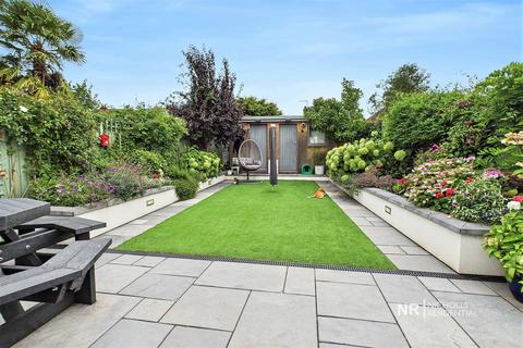11 Rhodrons Avenue, Chessington, KT9 1BB