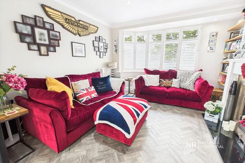 11 Rhodrons Avenue, Chessington, KT9 1BB
