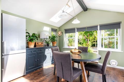 4 bedroom detached house for sale, Church End, Sherington, Buckinghamshire, MK16