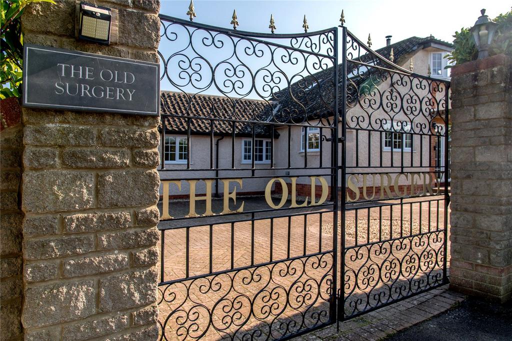Entrance Gates