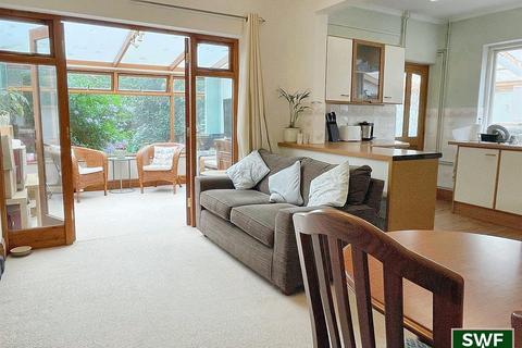 4 bedroom semi-detached house for sale, Woodland Road, Merry Hill, Wolverhampton