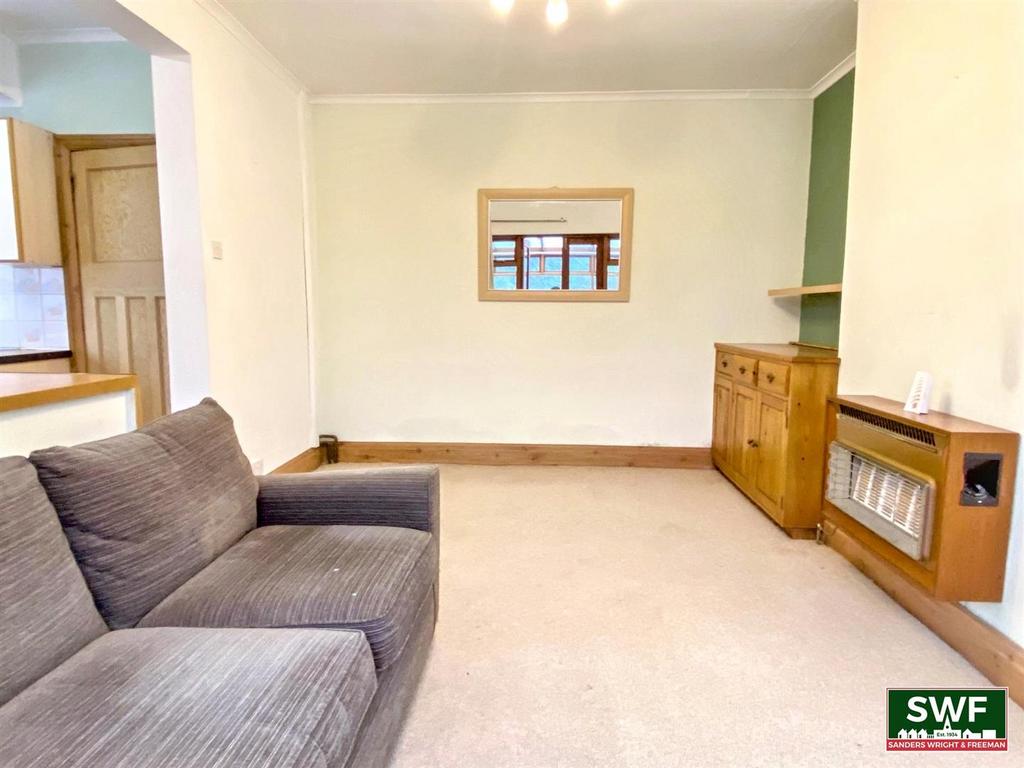 SItting room1.jpg