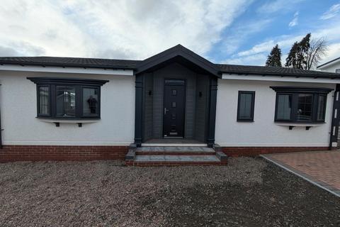 2 bedroom park home for sale, Bromyard, Herefordshire, HR7