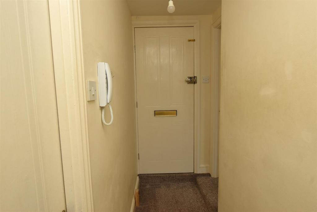 Private Entrance Hall
