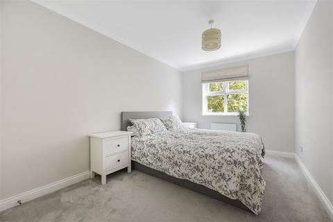undefined, Warren House Court, St. Peters Avenue Caversham, Reading
