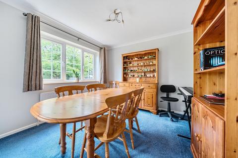 undefined, Bradwell Close, Charlton, Andover, SP10 4EL
