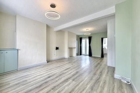 2 bedroom semi-detached house for sale, Banastre Road, Southport PR8