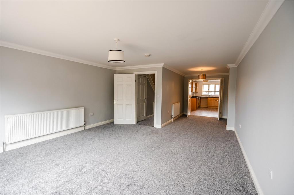 Living/Dining Room