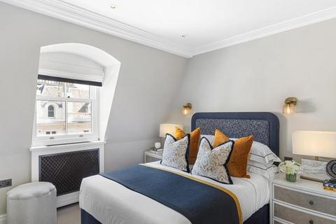 3 bedroom flat to rent, Prince Of Wales Terrace, Kensington, W8
