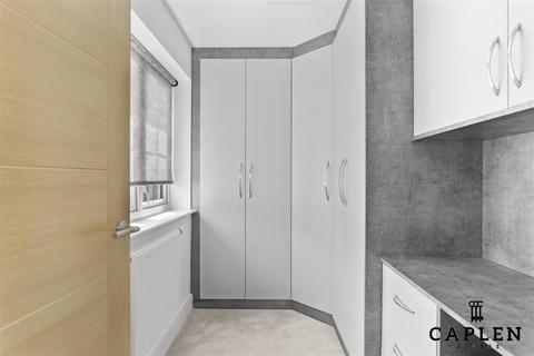 undefined, Chalkhill Close, Chigwell