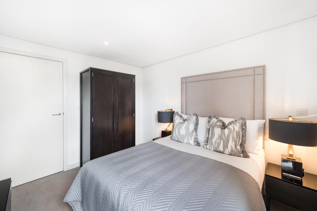W2 1 AN - 8th floor - 3 bedrooms - 944sq ft - 2 ba