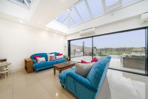 23c Hayes Lane, Bromley, BR2 9EA
