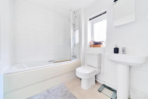 2 bedroom coach house for sale, Minotaur Way, Pentrechwyth, Swansea