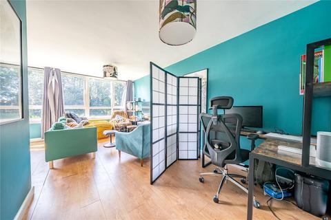 2 bedroom apartment for sale, Ingledew Court, Leeds