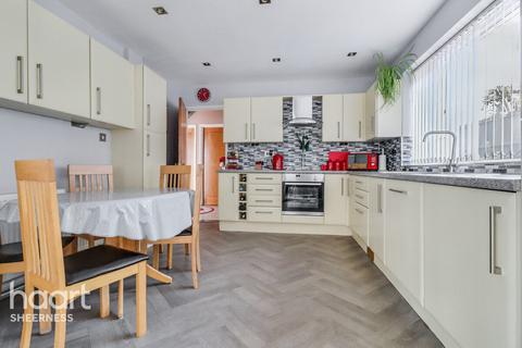 3 bedroom detached bungalow for sale, Plough Road, Minster