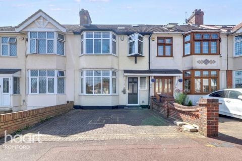 315 Gorseway, Romford, RM7 0SD