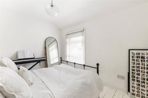 33 Anyards Road, Cobham, KT11 2LW