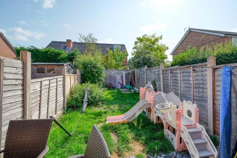 21 Acorn Road, Catshill, Bromsgrove, B61 0TR