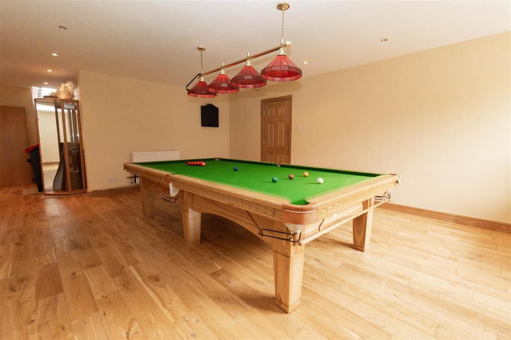 Snooker Room