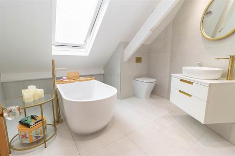 6 bedroom detached bungalow for sale, Astley Road, Seaton Delaval, Whitley Bay