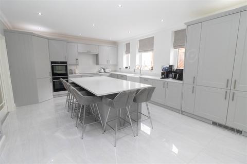 6 bedroom detached bungalow for sale, Astley Road, Seaton Delaval, Whitley Bay