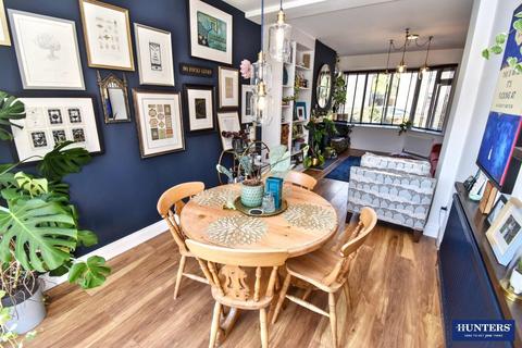 3 bedroom semi-detached house for sale, Arnesby Crescent, Leicester