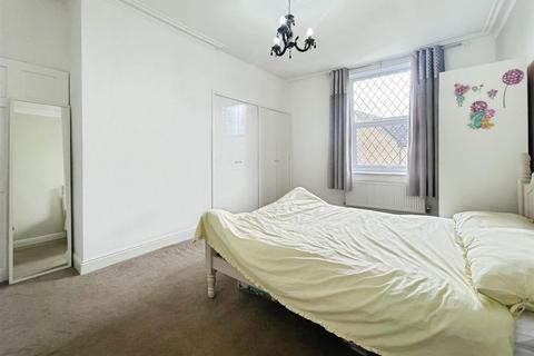 13 Higher Intake Road, Bradford, BD2 4SQ