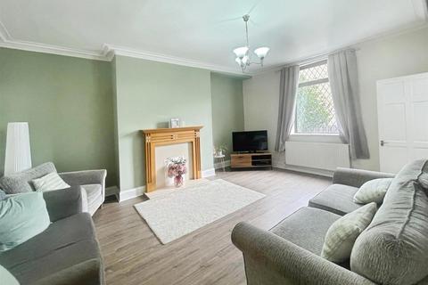 13 Higher Intake Road, Bradford, BD2 4SQ