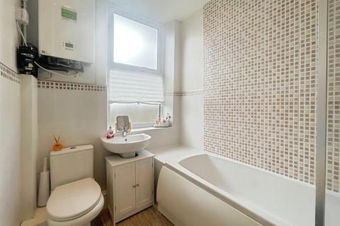 13 Higher Intake Road, Bradford, BD2 4SQ