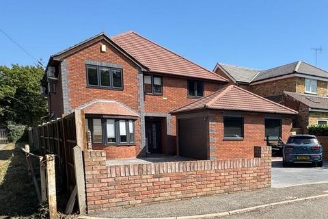 5 bedroom detached house for sale, Hullbridge Road, Rayleigh