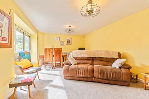 2 bedroom detached house for sale, Chapel Road, Pontnewynydd, NP4