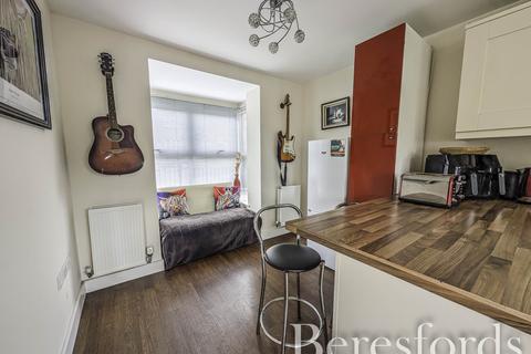 3 bedroom end of terrace house for sale, Brook Street, Colchester, CO1