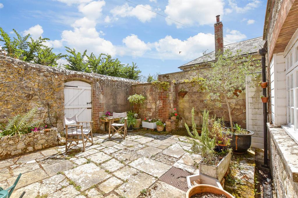 Courtyard Garden
