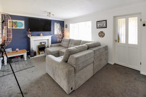 9 Birch Drive, Chatham, ME5 8YU