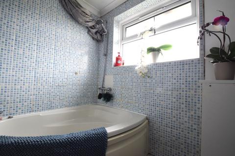 9 Birch Drive, Chatham, ME5 8YU