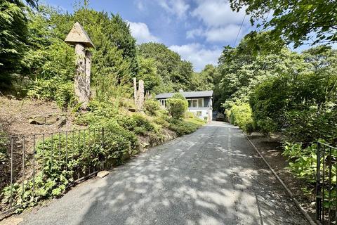 undefined, Fleminghouse Lane, Almondbury, Huddersfield, HD5 8TX