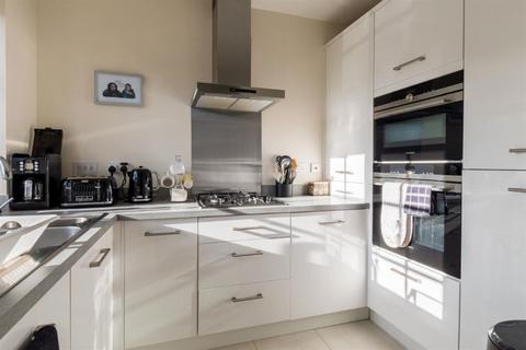 undefined, Bletchley Fold, Horsforth, LS18