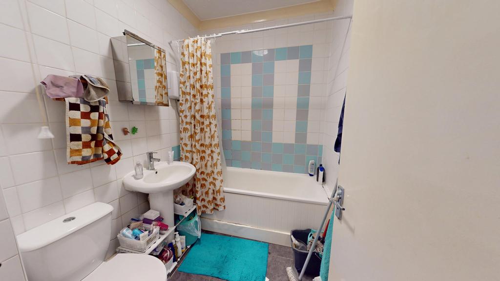 Apartment in Brighton - View 4
