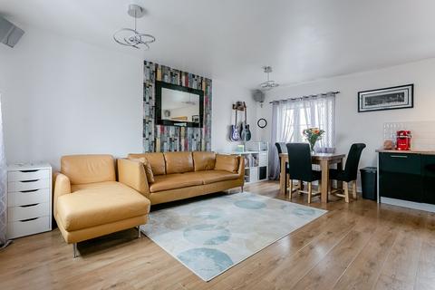 12 Burnbrae Pend, Bonnyrigg, EH19 3FH