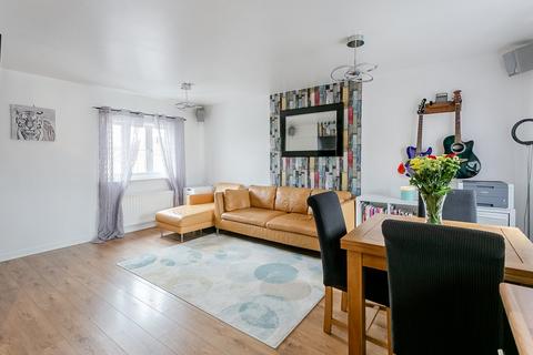 12 Burnbrae Pend, Bonnyrigg, EH19 3FH
