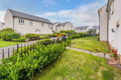 12 Burnbrae Pend, Bonnyrigg, EH19 3FH